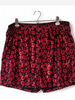 NWOT Joe Boxer Men’s Red Metallic Lip-Print Shorts-Boxer